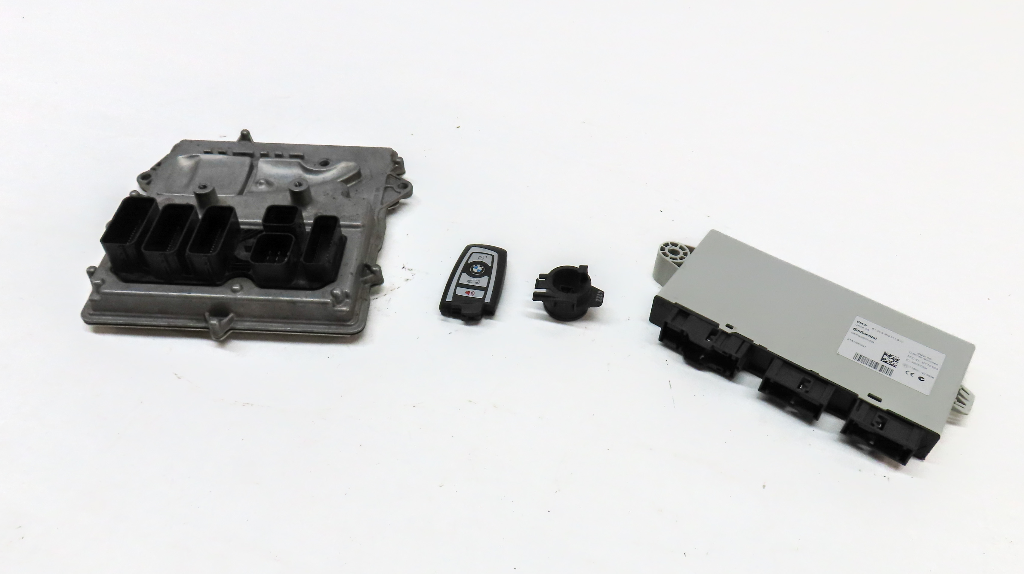 14-17 BMW 535iGT 535i 740i X3 X4 - 3.0L N55 ENGINE DME CAS-4 MODULE & KEY SET — exact item pictured